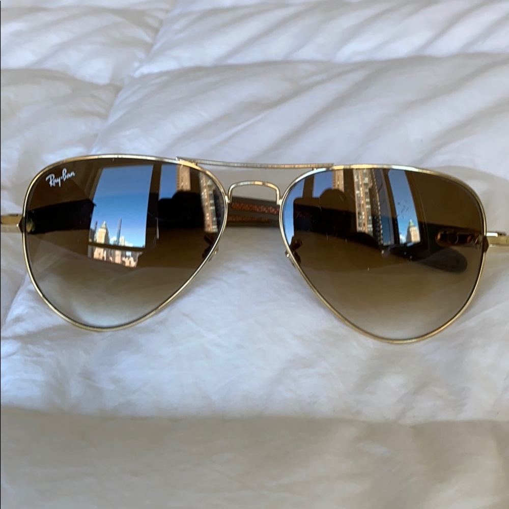 Ray Ban Gold Aviator Sunglasses